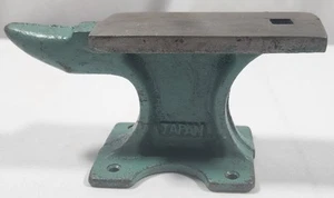 Vintage Small Cast Iron Anvil W/Pritchel Hole Made In Japan - Picture 1 of 6