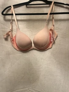 Sujetador Victoria Secret 32 D rosa encaje push up - Imagen 1 de 4