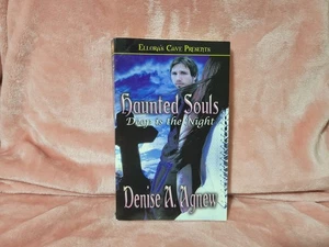 Ellora's Cave Presents Haunted Souls: Deep is the Night by Denise A. Agnew - Foto 1 di 4