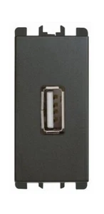 Urmet 10330 presa USB alimentazione 5V-2.1A 1 posto colore antracite - Foto 1 di 1