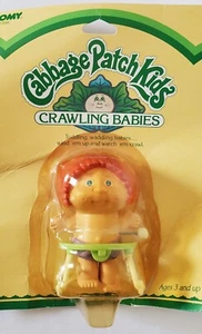 Tomy Vintage 1983 Cabbage Patch Kids Crawling Babies # 2586 Dented Card - NOS - Picture 1 of 5