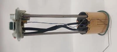 Conjunto de bomba de combustible diésel '11-'16 Chevrolet Silverado 2500 OEM Foto 1 de 4