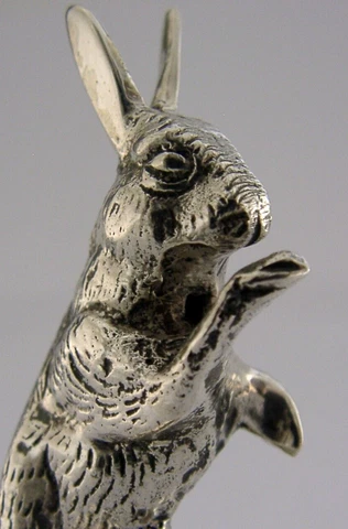 GOOD SIZED SOLID SILVER MINIATURE HARE ANIMAL FIGURE c1950 37g Cover