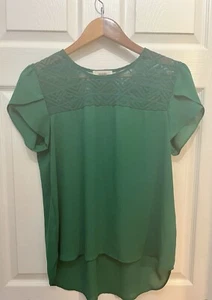 ModCloth “Metal” ~ Green SS Ladies Blouse/Top Size - M (NWOT) - Picture 1 of 10