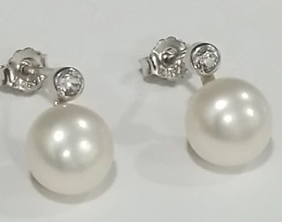 Striking HDS Sterling Silver 925 Pearl White Sapphire Stud Earrings - Image 1 of 4