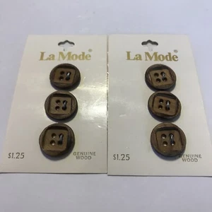 2 Packs Of Vintage La Mode Wooden Buttons on Original Cards - Picture 1 of 3