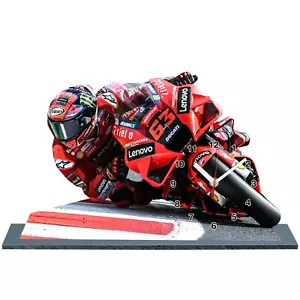 BAGNAIA, DUCATI MOTO GP 2021, MODELLINI DI MOTO IN DELL'OROLOGIO 01 - Foto 1 di 1