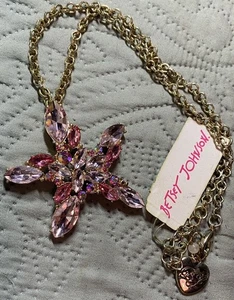 COLLAR ESTRELLA DE MAR ROSA Betsey Johnson Brillante - Imagen 1 de 6