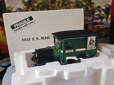 BONITO CAMIÓN VINTAGE Danbury Como Nuevo, Ford Modelo T Runabout 1925 y Correo de Estados Unidos 1931 🚚  Foto 1 de 4