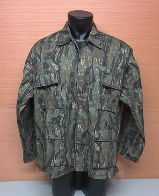 Rothco Smokey Branch 迷彩军用 4 口袋热天气斜纹外套夹克尺寸 XL — 第 1/4 张图片