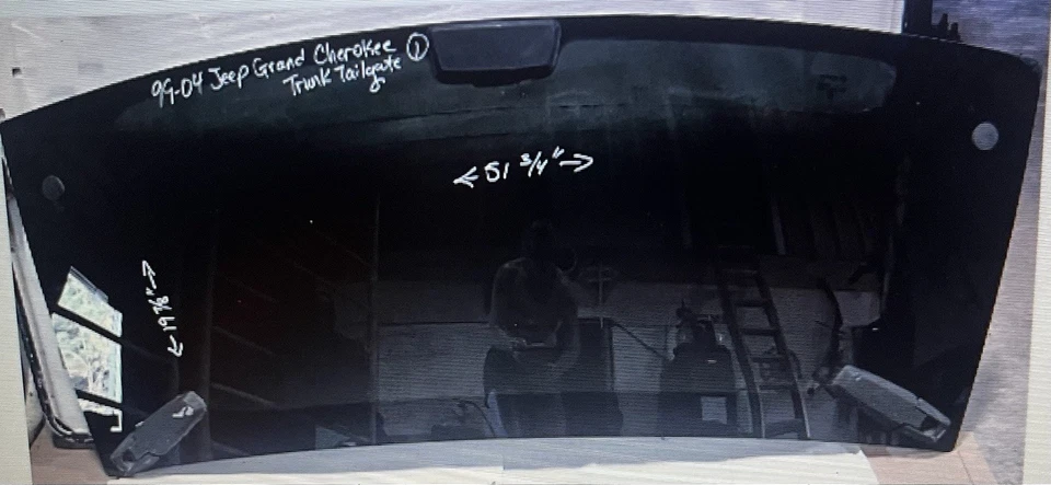 1999-2004 Jeep Grand Cherokee Hatch Lift gate glass OEM - Image 1 of 4