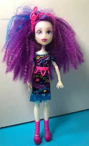 2015 Monster High Electrified Hair-Raising Ghouls Ari Hauntington Puppe (0347) - Bild 1 von 5
