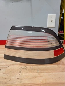 2008-2011 SAAB 93 9-3 RIGHT PASSENGER Taillight CORNER OUTER LENS ONLY - OEM - - Picture 1 of 8
