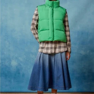 Green Puffer Vest - Picture 1 of 7