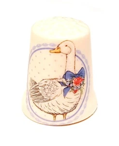 Country Goose Dedal Azul Arco y Flores en el Cuello, Cerámica - Imagen 1 de 5