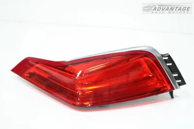 2016 CADILLAC CT6 RIGHT PASSENGER SIDE TAIL LIGHT STOP BRAKE LAMP W/ MOLDING OEM - Image 1 of 4