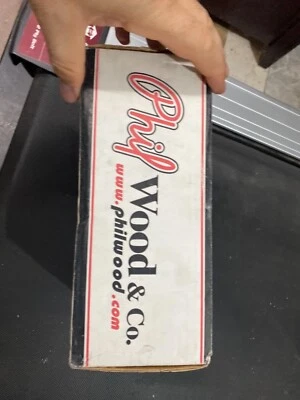 Bujes de oruga de madera Phil Foto 1 de 3