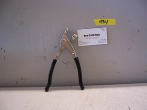 CLEKO-LOC AVAITION/RACE CAR PANEL PLIERS - Picture 1 of 4