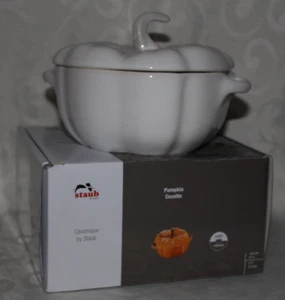 Staub Ceramic Ivory Pumpkin Cocotte .75 Brand New in Box - Picture 1 of 8