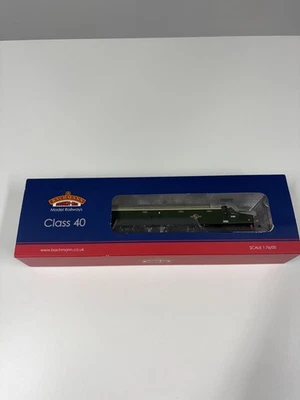 Bachmann 32-481 BR Class 40 D369 in BR Green Livery - Image 1 of 4