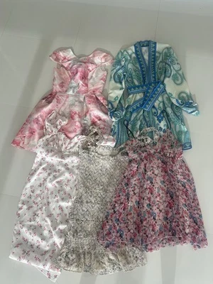 Vestidos florales talla pequeña Foto 1 de 4