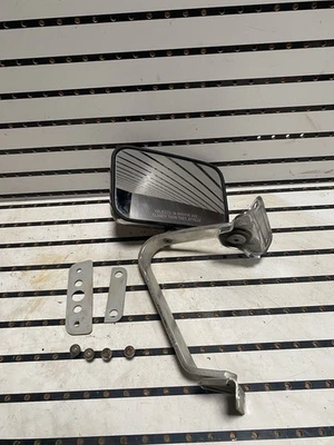 Espejo retrovisor derecho lado pasajero Ford Ranger 1985-1990 OEM-E5TZ17696F cromado Foto 1 de 4