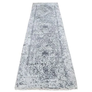 Alfombra de corredor anudada a mano de lana/seda gris borrada de diseño zoroástrico de 2'8""x10"" R87269 - Imagen 1 de 7