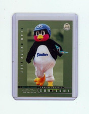 Tsubakuro 2015 BBM #336 Japanese Baseball Card Tokyo Yakult Swallows Mascot