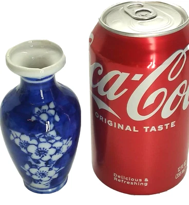 Jarrón azul mini pequeño flor floral vintage japonés de porcelana Bud Dogwood 4" Foto 1 de 4