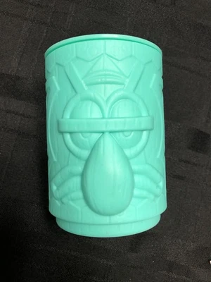 Pantalones cuadrados Bob Esponja, taza Tiki de Burger King  Foto 1 de 4