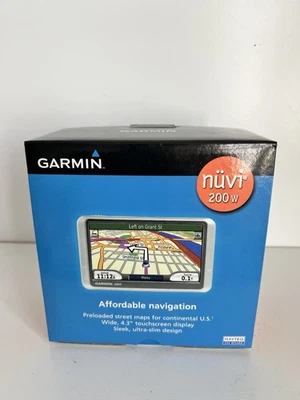 Garmin nüvi 200W GPS Navigator 4.3” Touchscreen w/ Box Mount Bundle - Image 1 of 4