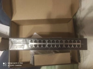 Zyxel GS1100-24E 24-Port Gigabit Switch Ethernet - Foto 1 di 2