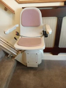 Acorn Superglide Slimline Stairlift - Picture 1 of 5