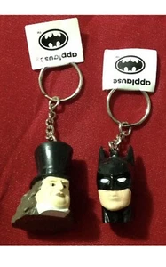 Vintage 1992 DC Comics Batman and Penguin PVC Bust Keychains, New with Tags - Picture 1 of 4