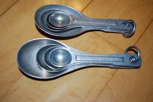 Vintage Aluminum Metal Kitchen Measuring Spoons 2 Sets of 4 - (2 Variations) - Picture 1 of 3