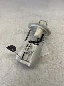 Toyota Corolla 2014-2019 conjunto bomba combustible gas 77020-02411 OEM - Imagen 1 de 5
