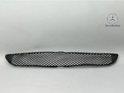 01-07 MERCEDES BENZ C320 AMG PARRILLA CENTRO INFERIOR Foto 1 de 4