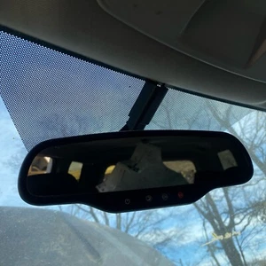 2007-2017 GMC ACADIA Rear View Mirror VIN J 11th Digit Limited OnStar - Picture 1 of 12
