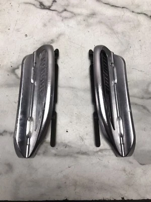 05 Yamaha XVZ1300 XVZ 1300 CT Royal Star Deluxe Left Right Saddlebag Hinges - Image 1 of 4