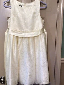 Love Cream and Gold Accent Beautiful Special Occasion Dress Girls 10 - Picture 1 of 4