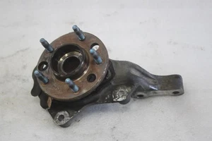 2000 BUICK REGAL RIGHT PASSENGER SIDE FRONT SPINDLE KNUCKLE HUB - Picture 1 of 10