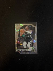 2024-25 Panini Prizm Giannis Antetokounmpo Ice Prizm #85 Milwaukee Bucks - Picture 1 of 2