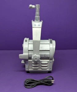 Litepanels Sola 6 Daylight LED Fresnel Light - Picture 1 of 8