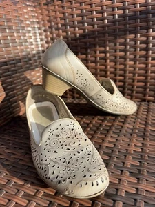Schöne leichte bequeme Comforto by Rieker Schuhe Pumps Slipper Gr.39 grau Leder - Bild 1 von 19