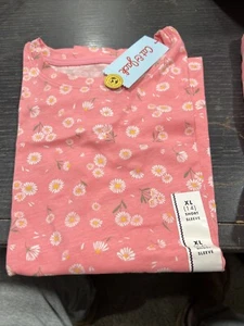 Cat & Jack Girl's Short Sleeve Pocket Flowered Pink Top Size XL (14) New - Picture 1 of 1