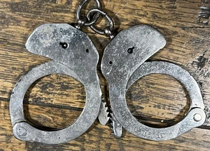 Pair of Vintage Police Hiatts 1970 Handcuffs Untested as No Key - Picture 1 of 3