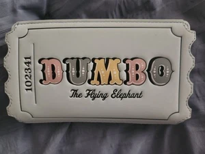 Billetera Disney Loungefly Dumbo Clásica Azul Pastel Billetera Usada Coleccionable - Imagen 1 de 7