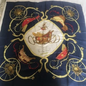 HERMES Carre 90 Seidentuch Federn Kutsche mehrfarbig ohne Karton gebraucht. - Bild 1 von 4