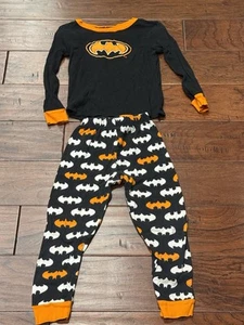 Boys Batman Halloween Pajamas Size 6 - Picture 1 of 5