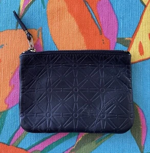 Comme Des Garcons Zipper Pouch Coin Case Embossed 5.5" x 4" Black Leather Wallet - Picture 1 of 6